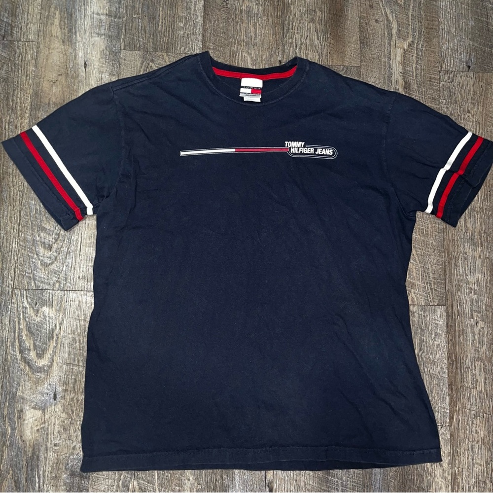 Vintage 2000s Tommy Hilfiger Tommy Jeans Simple Logo Red T-Shirt Size L‎